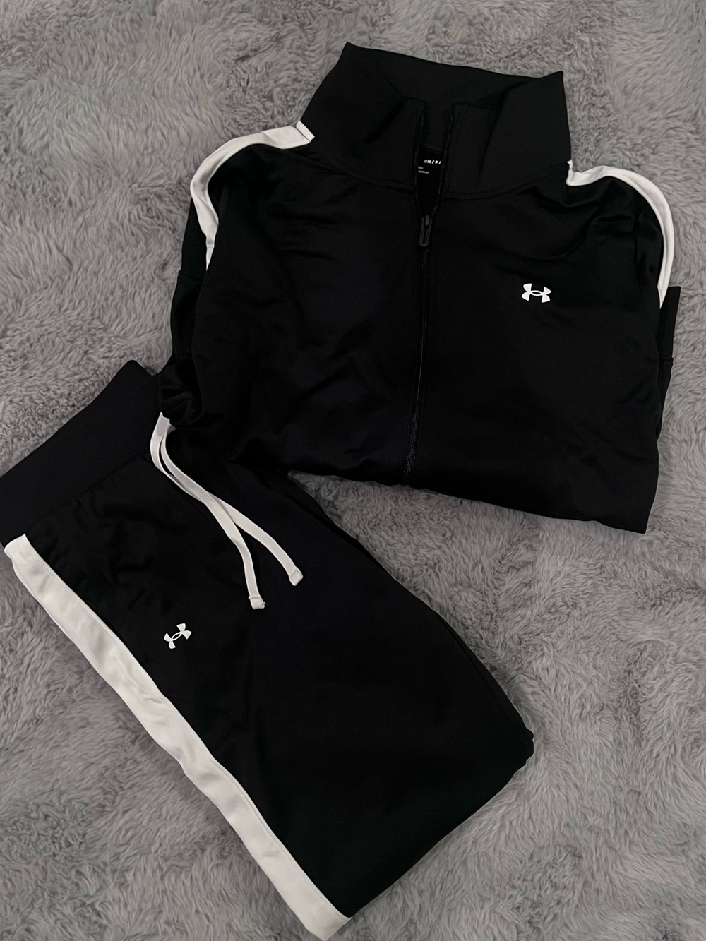 Under Armor Women’s Tricot Tracksuit